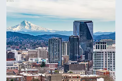 550 SW 10th Ave #2108, Portland, OR 97205 - Photo 1