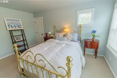 319 Kinnikinnick Way, Depoe Bay, OR 97341 - Photo 18