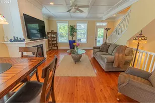 319 Kinnikinnick Way, Depoe Bay, OR 97341 - Photo 14
