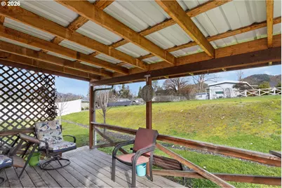 583 Suncrest St, Myrtle Creek, OR 97457 - Photo 22