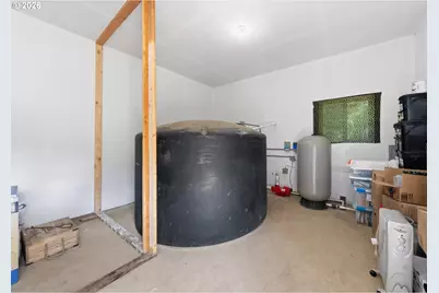 160 Wheeler Ln, Camas Valley, OR 97416 - Photo 36