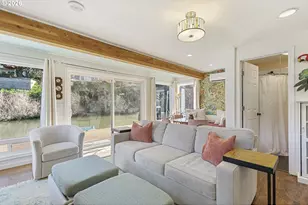 376 N Tomahawk Island Dr, Portland, OR 97217 - Photo 16