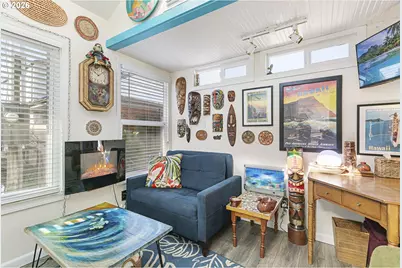 376 N Tomahawk Island Dr, Portland, OR 97217 - Photo 38