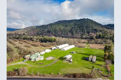 4359 Canyonville Riddle Rd, Riddle, OR 97469 - Photo 28