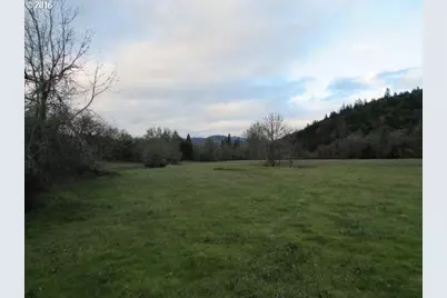 4359 Canyonville Riddle Rd, Riddle, OR 97469 - Photo 12