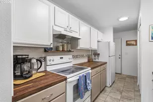 4619 Lakeview Blvd, Lake Oswego, OR 97035 - Photo 14