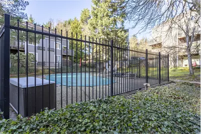 4619 Lakeview Blvd, Lake Oswego, OR 97035 - Photo 28