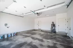 25331 E Broadway Ave, Veneta, OR 97487 - Photo 22