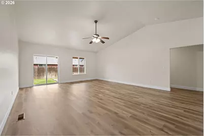 583 SE Ponderosa Dr, Madras, OR 97741 - Photo 12