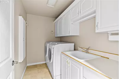 2222 Primrose Ln, Florence, OR 97439 - Photo 32