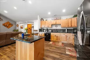 15502 NW Old Pumpkin Ridge Rd, North Plains, OR 97133 - Photo 16