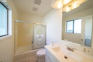 710 Binshadler St, Lebanon, OR 97355 - Photo 12