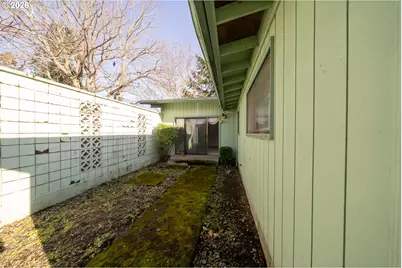 710 Binshadler St, Lebanon, OR 97355 - Photo 20