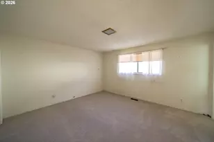 710 Binshadler St, Lebanon, OR 97355 - Photo 10