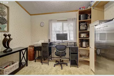 3921 E Fourth Plain Blvd #13, Vancouver, WA 98661 - Photo 12