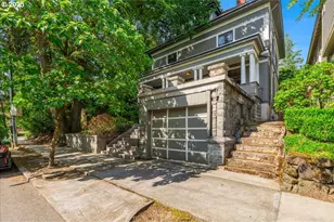 3425 S Corbett Ave, Portland, OR 97239 - Photo 2