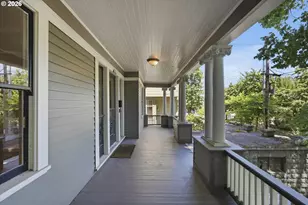 3425 S Corbett Ave, Portland, OR 97239 - Photo 6
