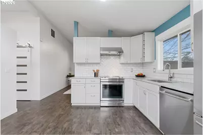 505 E Gloucester St, Gladstone, OR 97027 - Photo 20