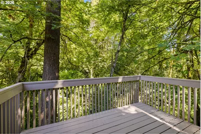 9520 SW 8th Ave, Portland, OR 97219 - Photo 10