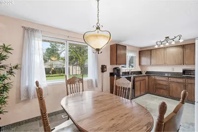 10276 SE Long St, Portland, OR 97266 - Photo 16