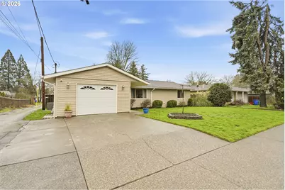 10276 SE Long St, Portland, OR 97266 - Photo 6