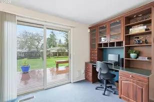 10276 SE Long St, Portland, OR 97266 - Photo 24