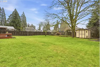 10276 SE Long St, Portland, OR 97266 - Photo 40