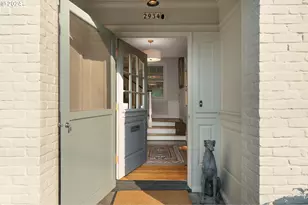 2934 SW Montgomery Dr, Portland, OR 97201 - Photo 8