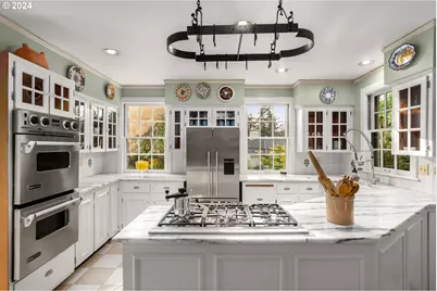 2934 SW Montgomery Dr, Portland, OR 97201 - Photo 18