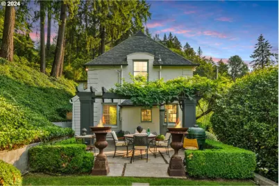 2934 SW Montgomery Dr, Portland, OR 97201 - Photo 1