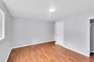 14125 SE Division St, Portland, OR 97236 - Photo 32