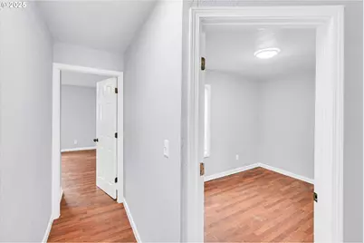 14125 SE Division St, Portland, OR 97236 - Photo 26