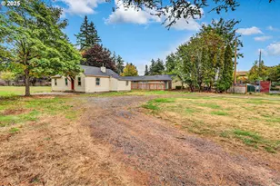 14125 SE Division St, Portland, OR 97236 - Photo 4