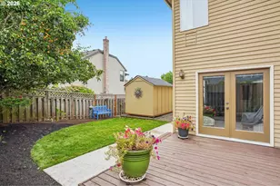 2133 NE 166th Dr, Portland, OR 97230 - Photo 30