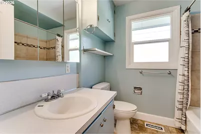 806 Randall St, Eugene, OR 97401 - Photo 22