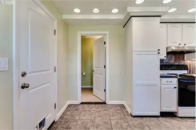 806 Randall St, Eugene, OR 97401 - Photo 18