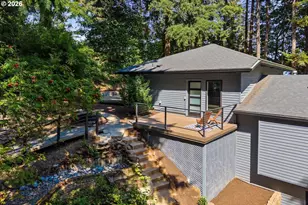 2325 Marylhurst Dr, West Linn, OR 97068 - Photo 36