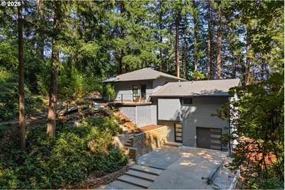 2325 Marylhurst Dr, West Linn, OR 97068 - Photo 2
