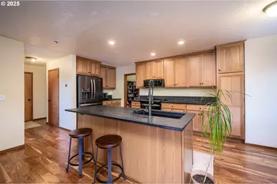 45245 SW Saddleback Dr, Gaston, OR 97119 - Photo 12