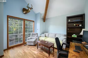 45245 SW Saddleback Dr, Gaston, OR 97119 - Photo 4