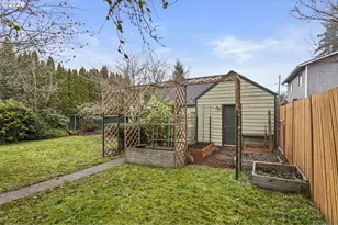 900 W Main St, Hillsboro, OR 97123 - Photo 24