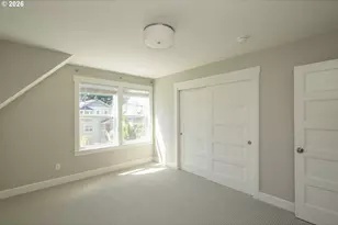 9446 N Tyler Ave, Portland, OR 97203 - Photo 16