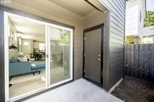 9446 N Tyler Ave, Portland, OR 97203 - Photo 18