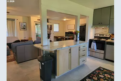 819 E Madison St, Burns, OR 97720 - Photo 12