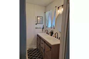 819 E Madison St, Burns, OR 97720 - Photo 20