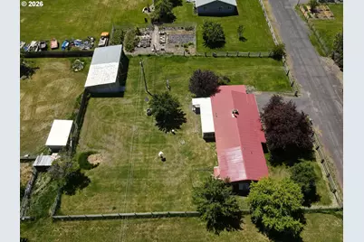 819 E Madison St, Burns, OR 97720 - Photo 36