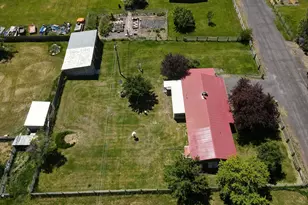 819 E Madison St, Burns, OR 97720 - Photo 36