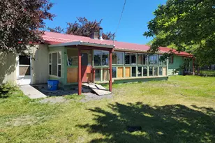 819 E Madison St, Burns, OR 97720 - Photo 28