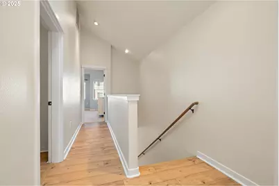 2514 NW 3rd Ter, Gresham, OR 97030 - Photo 14