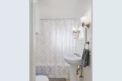 2303 Long St, Sweet Home, OR 97386 - Photo 20